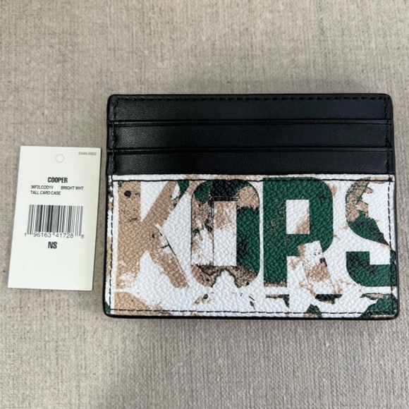 🎁 MICHAEL KORS Cooper Graphic Logo Tall Card Case - Picture 5 of 8
